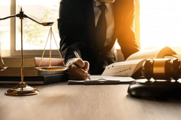 Tranh chấp giữa người vay và tổ chức cho vay xảy ra do nhiều nguyên nhân